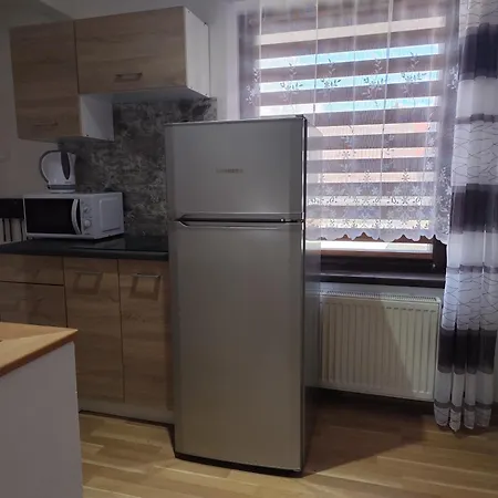 Sarka Apartment *